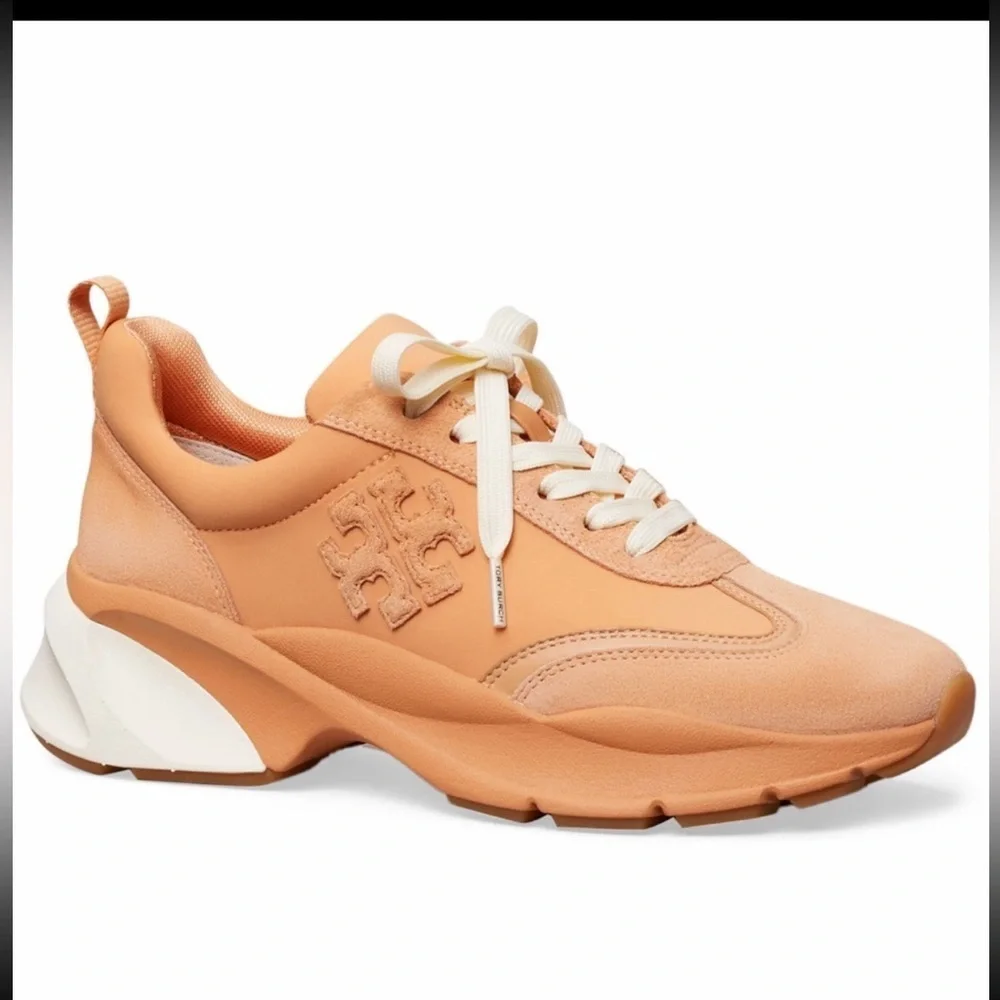 Designers Brands For Customers That Love To Wear Casual and Elegant Accessories;